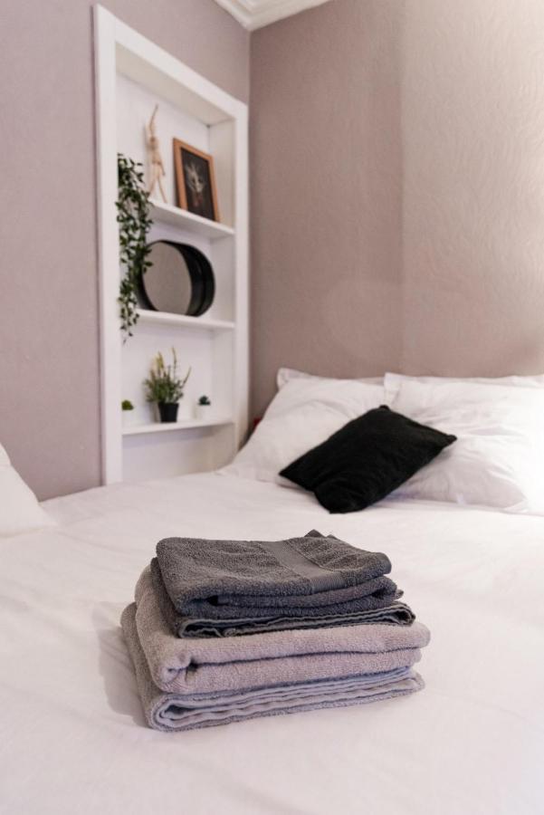 Agreable Studio En Plein Coeur De Quimper Leilighet Eksteriør bilde